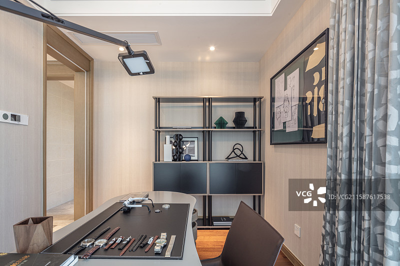 采光书房与工作台布置图片素材