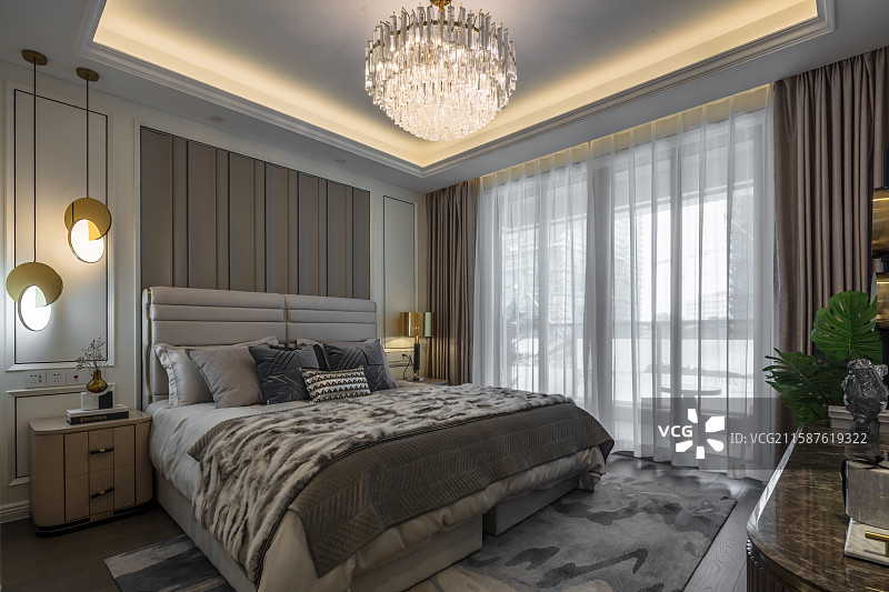 卧室床铺与吊灯装饰设计图片素材