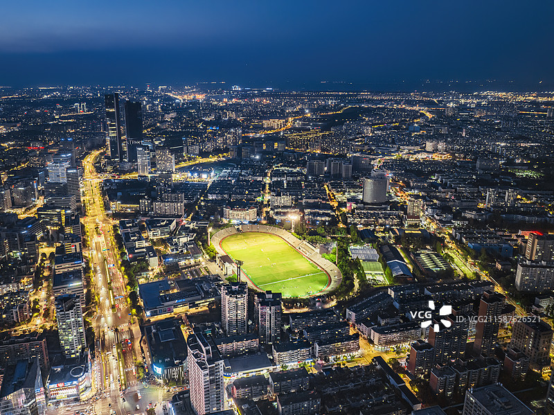 上海杨浦区江湾体育场夜景航拍图片素材