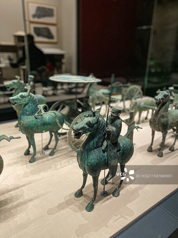 东汉 铜车马出行仪仗队 甘肃武威市雷台汉墓出土 甘肃省博物馆图片素材