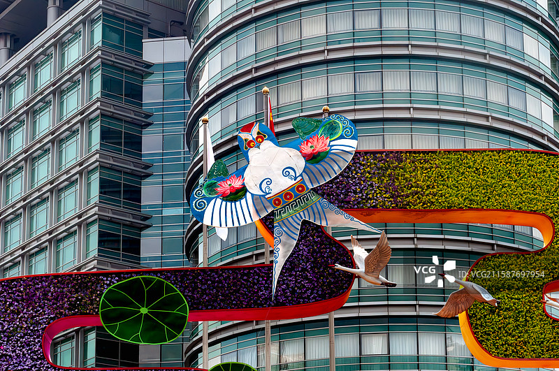 北京西单路口93阅兵活动主题花坛图片素材