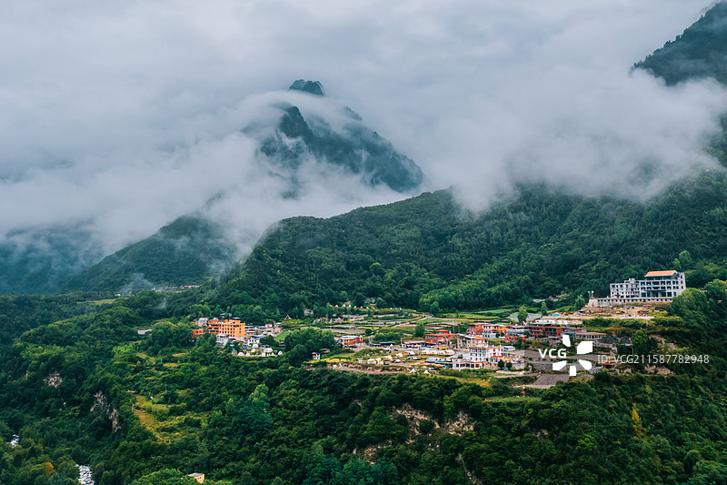 孟屯河谷，避暑圣地图片素材