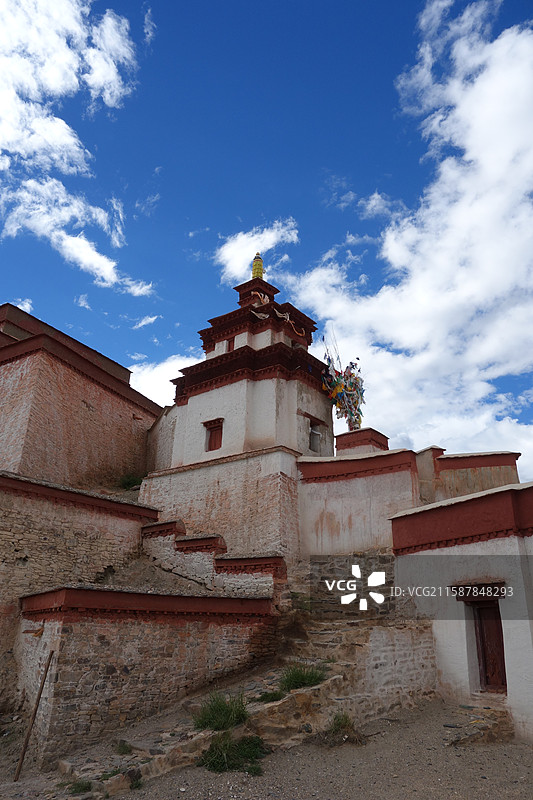 西藏日喀则市江孜县江孜宗山抗英遗址江孜宗山古堡图片素材