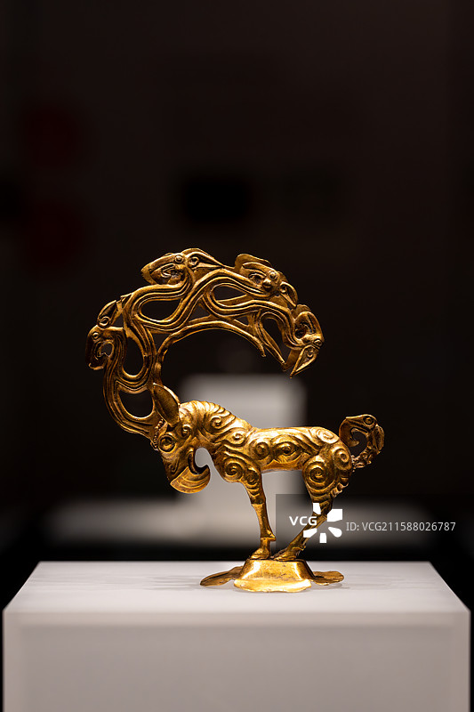 战国神兽金饰图片素材