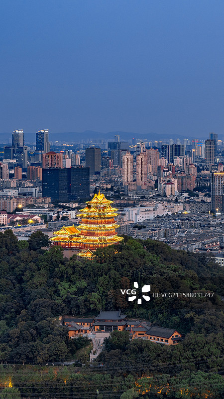 南京阅江楼与城市夜景图片素材