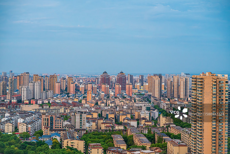 新余城市天际线的壮丽画卷图片素材