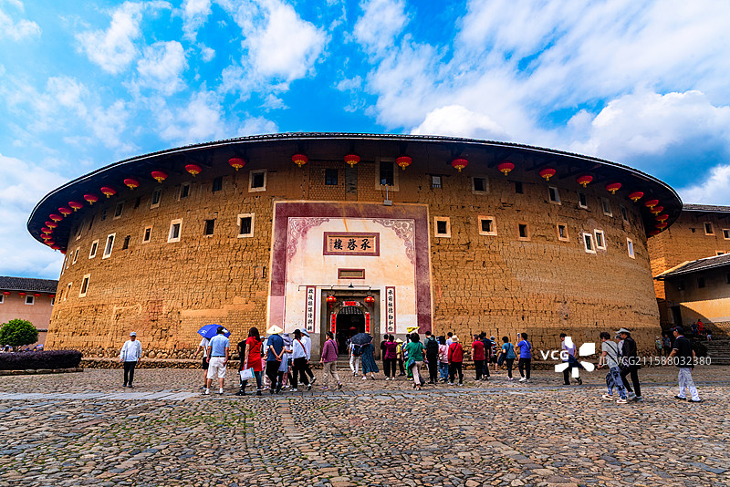 福建龙岩永定承启楼图片素材