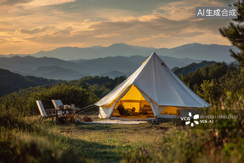 【AI数字艺术】山间日落时分的豪华露营帐篷图片素材