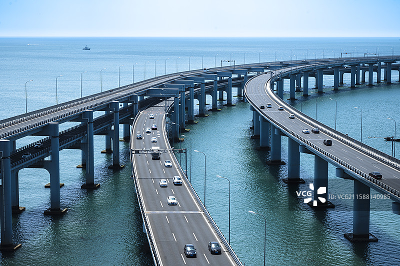 大连星海湾大桥是连接甘井子区与西岗区的跨海通道图片素材