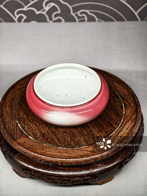 广西壮族自治区博物馆清康熙祭红釉洗图片素材