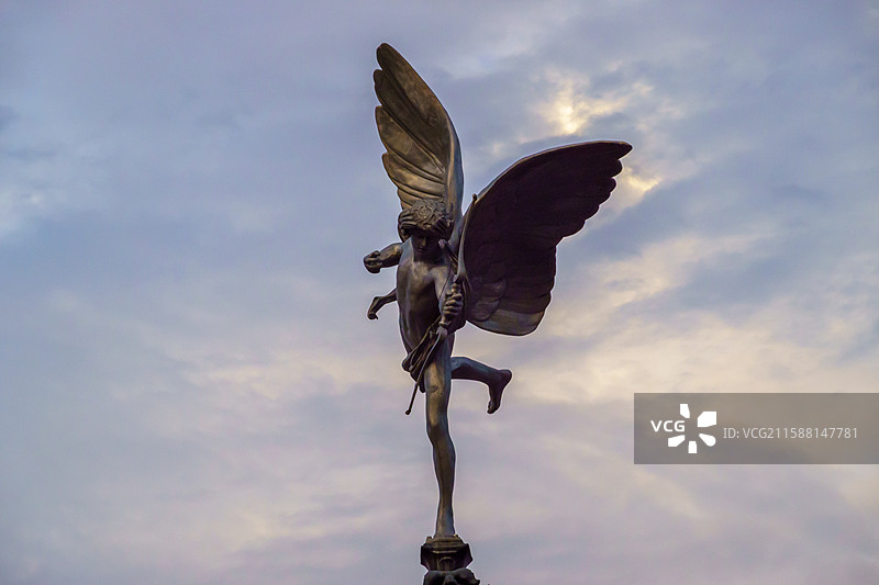 爱神雕像Statue of Cupid图片素材