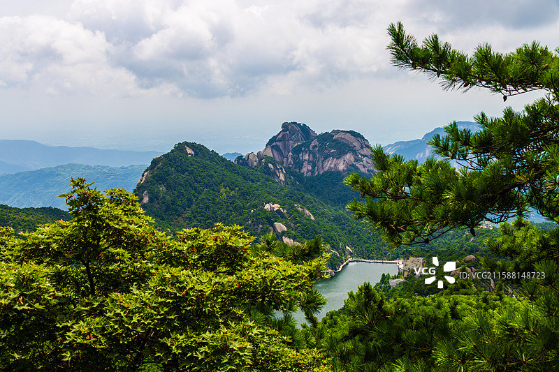 天柱山炼丹湖风光图片素材