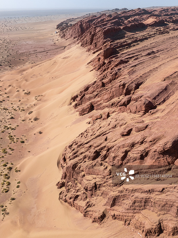 新疆-和田地区-墨玉县-红白山-麻扎塔格戍堡遗址图片素材