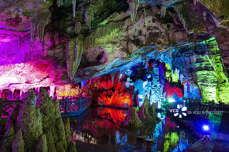 九皇山猿王洞中的溶洞景观图片素材