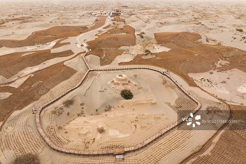 新疆-和田地区-洛浦县-热瓦克佛寺遗址图片素材