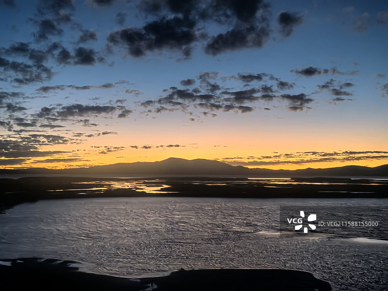 措那湖日落图片素材