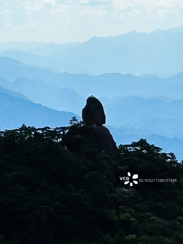 黄山飞来石图片素材