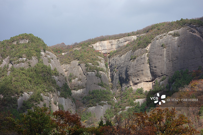 陕西省铜川市耀州区照金镇薛家寨革命旧址秋景图片素材