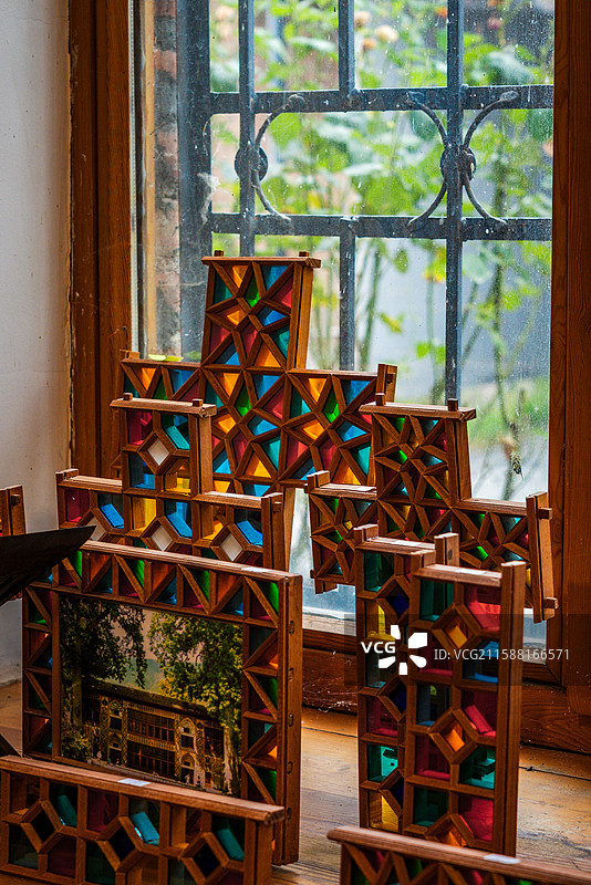 阿塞拜疆-舍基榫卯花窗传统工艺图片素材