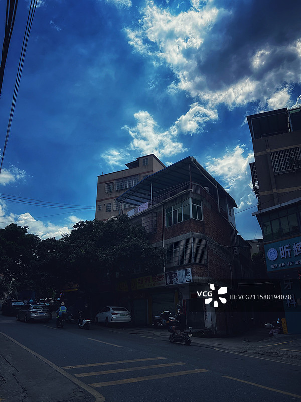 同一片天空图片素材