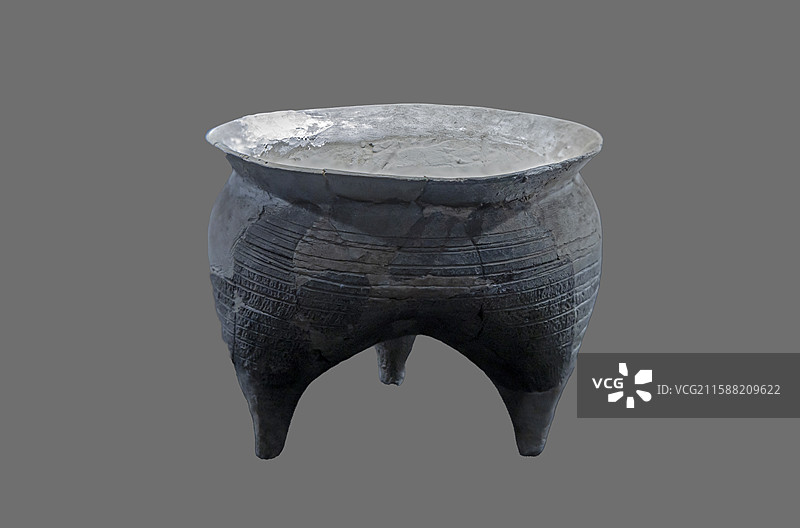 湖北省武汉博物馆“武汉古代历史陈列”：绳纹瘪裆灰陶鬲【西周，新洲区香炉山出土】图片素材