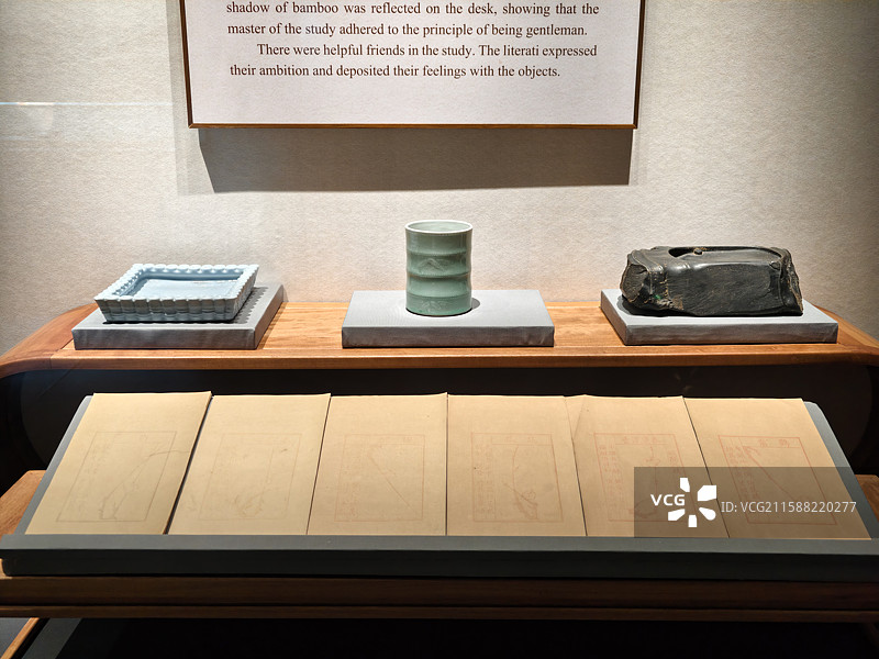 广西壮族自治区博物馆清朝文房四宝展台图片素材