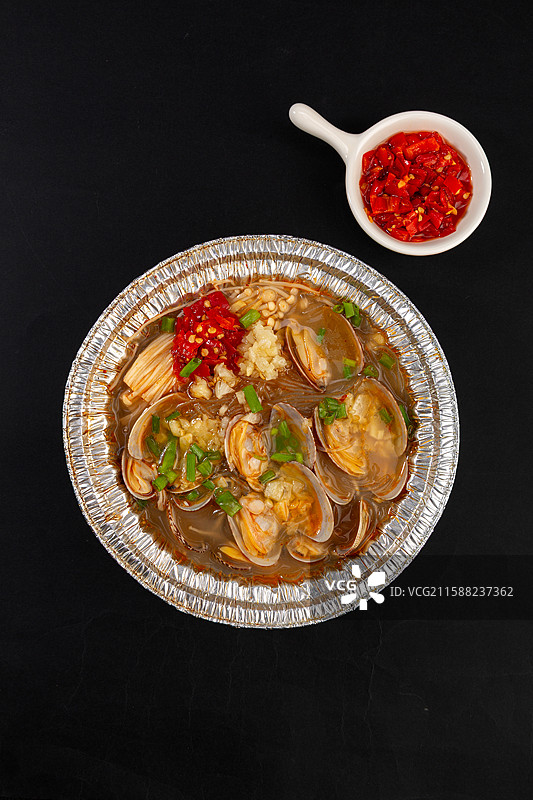 锡纸花蛤粉丝汤图片素材