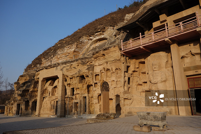 甘肃省庆阳市西峰区肖金镇覆钟山北石窟寺造像图片素材