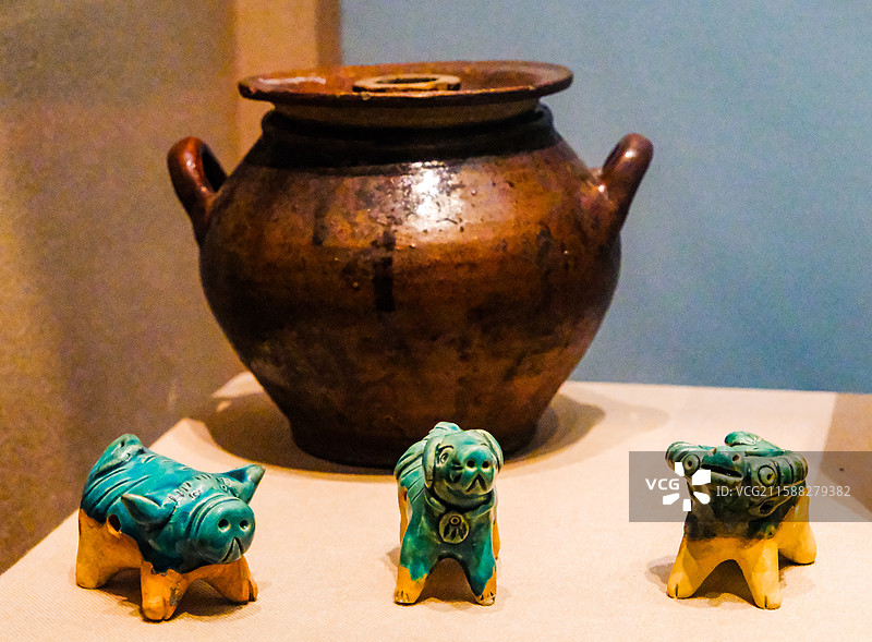 贵州非遗博物馆藏品 ，非物质文化遗产，中国贵州黔南平塘牙舟陶器 ，牙舟陶艺，牙舟陶器图片素材