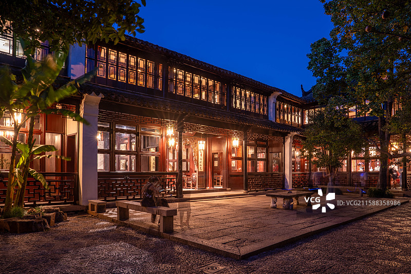 夜游苏州园林之耦园风光图片素材