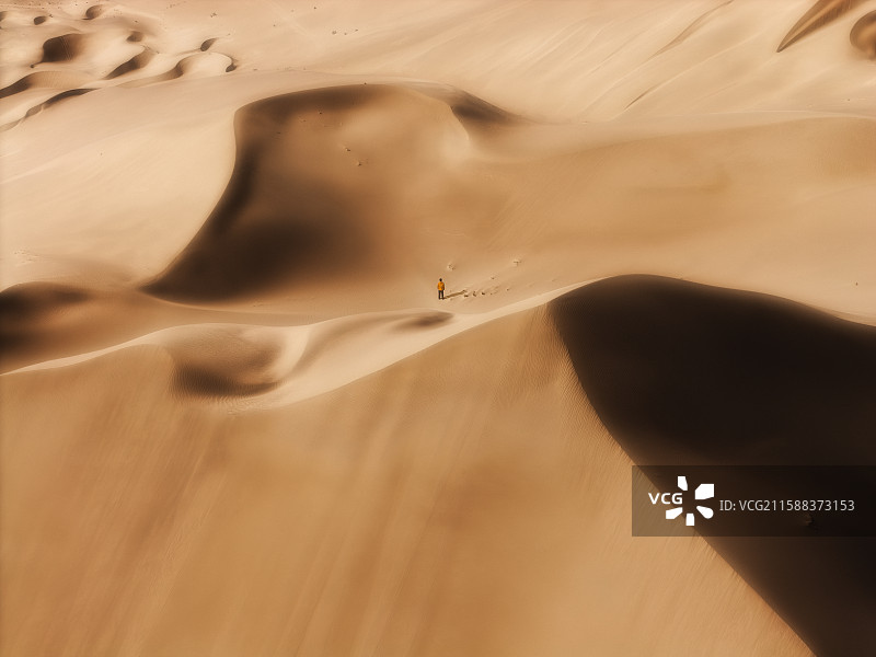 阿克塞哈萨克族自治县的沙漠图片素材