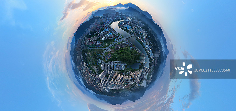 航拍英山县温泉镇风光（球形模拟式航拍）图片素材