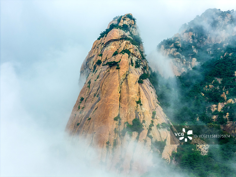 泰山天烛峰图片素材