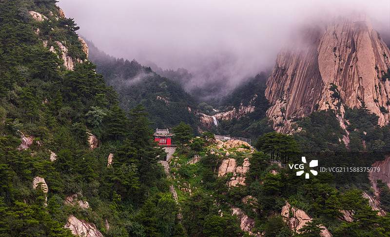 泰山天烛峰图片素材