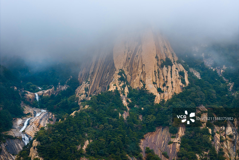 泰山天烛峰图片素材