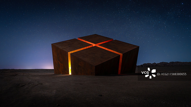 现代雕塑非垂直坐标宇宙外星建筑物图片素材