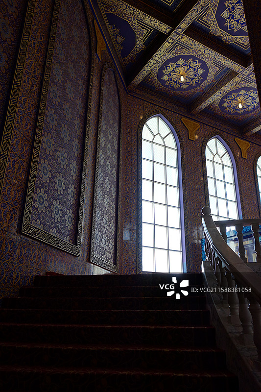 宁夏银川市永宁县中华回乡文化园宁夏川民俗园：金色礼仪大殿图片素材