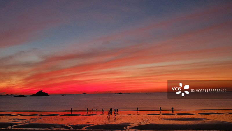 观日出的看海人图片素材