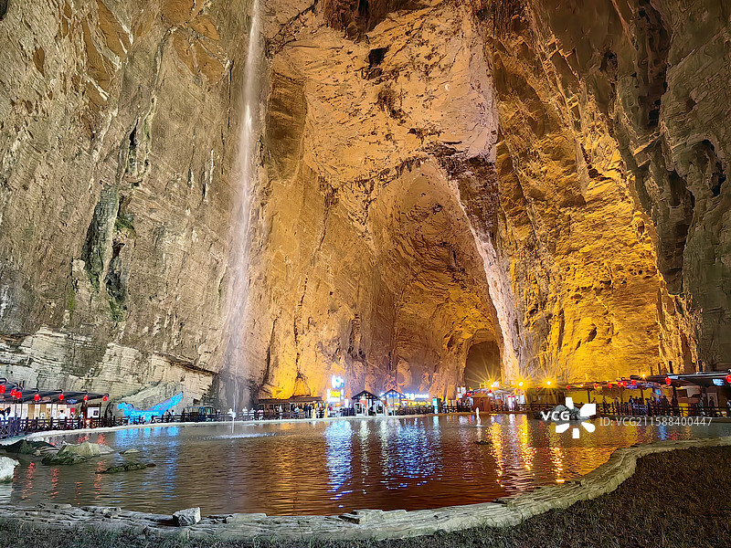 湖北利川腾龙洞溶洞内部景象图片素材