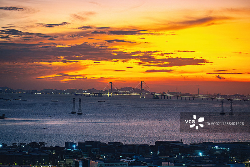 深中通道晚霞时分日落远眺图片素材