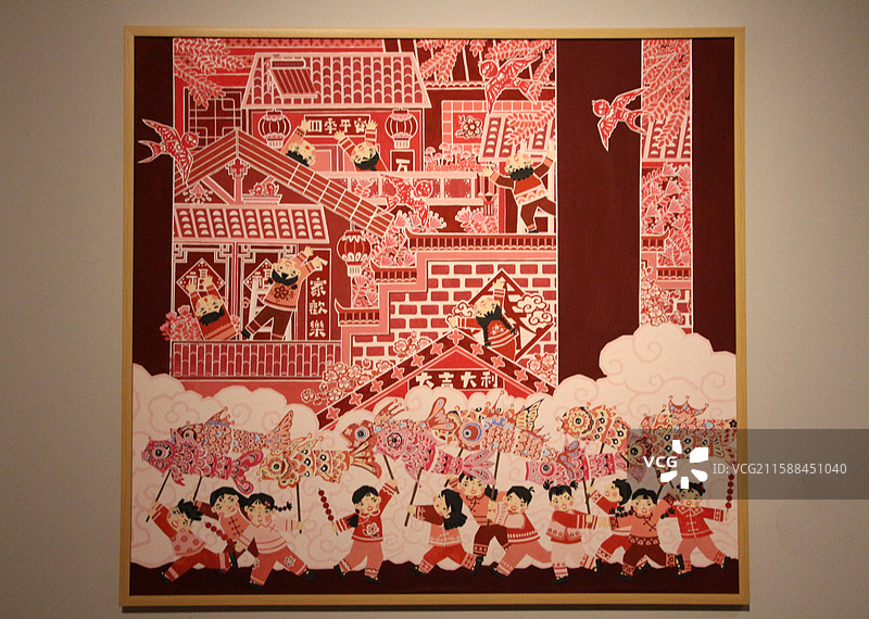 中华艺术宫 —— 首届中国乡土绘画（农民画）作品展览：渔灯照岁.福满门楣图片素材