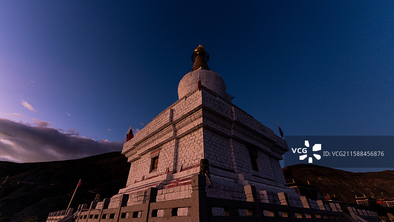 八思巴金塔图片素材