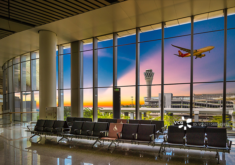 海口美兰国际机场航站楼旅客候机厅图片素材