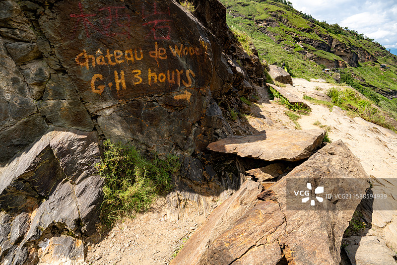 2025虎跳峡高路徒步图片素材