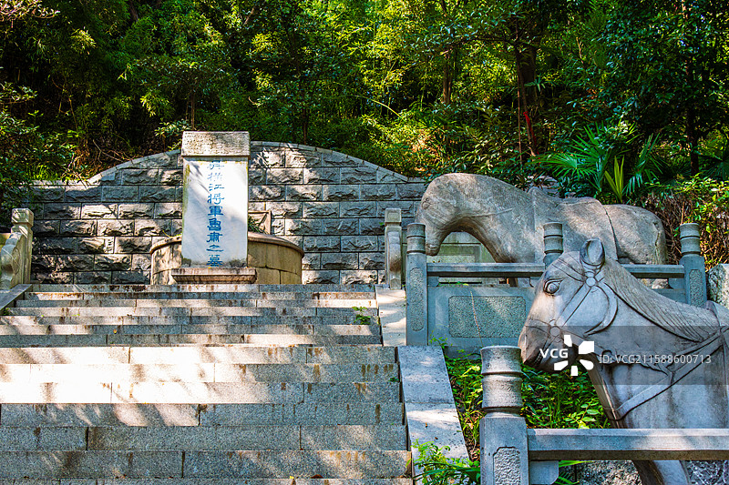 北固山三国鲁肃墓图片素材
