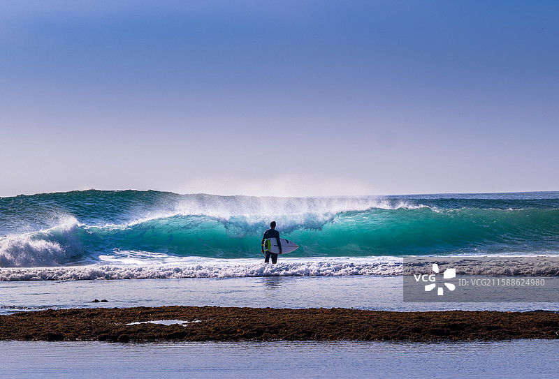巴厘岛海滩冲浪图片素材