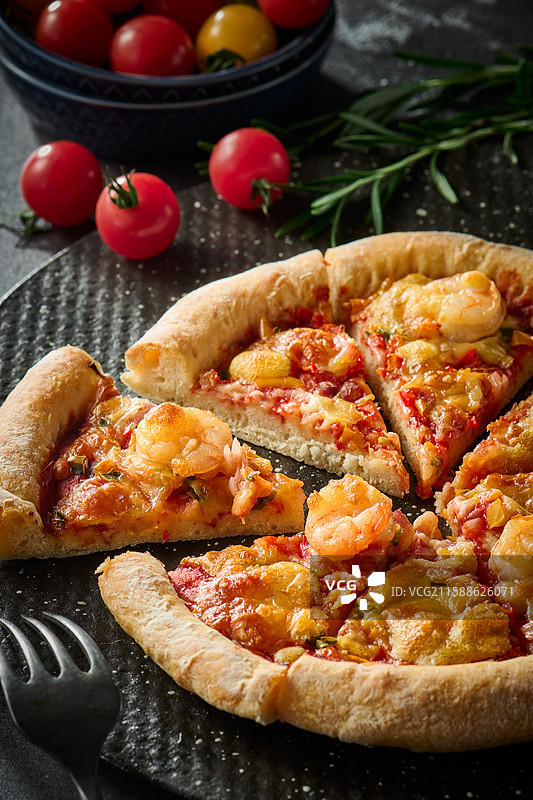 西餐意大利美食 意式培根披萨图片素材