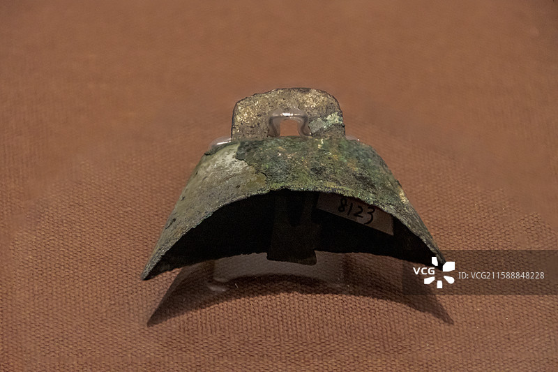 内蒙古博物院：青铜铃（春秋—战国，鄂尔多斯市杭锦旗桃红巴拉墓地出土，内蒙古博物院藏）图片素材