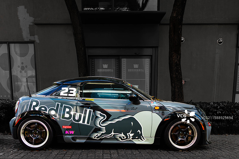 红牛小钢炮图片素材