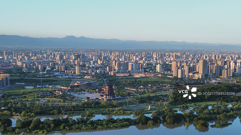 陕西省汉中市汉台区南郑区滨江新区大河坎镇汉江一江两岸城市全景航拍夕阳生态保护南水北调湿地公园濂水河图片素材